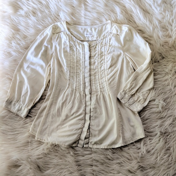 Anthropologie Tops - Anthropologie // Meadow Rue Pintuck Lace Cream Top